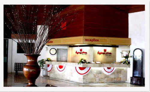 Tanjung Plaza Hotel Prigen Extérieur photo